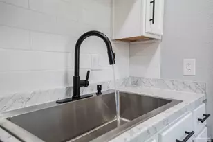 301 Chaseville St, Pensacola, FL 32507 - Photo 17