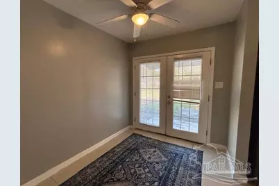 7704 W Gadsden St, Pensacola, FL 32506 - Photo 11