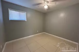 7704 W Gadsden St, Pensacola, FL 32506 - Photo 19