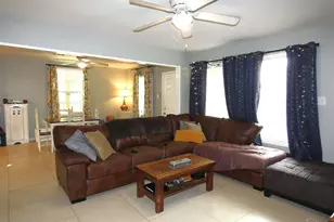 7704 W Gadsden St, Pensacola, FL 32506 - Photo 9