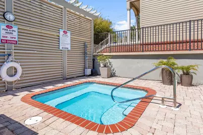 217 W Jackson St #12, Pensacola, FL 32501 - Photo 3