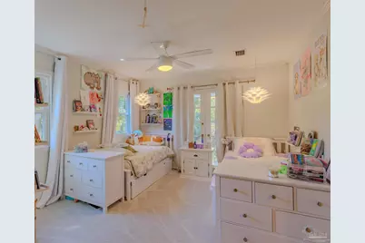 417 Canterbury Ln, Gulf Breeze, FL 32561 - Photo 41