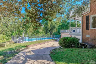 417 Canterbury Ln, Gulf Breeze, FL 32561 - Photo 5