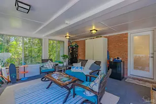 417 Canterbury Ln, Gulf Breeze, FL 32561 - Photo 13