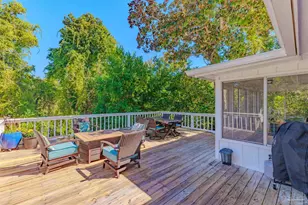 417 Canterbury Ln, Gulf Breeze, FL 32561 - Photo 9