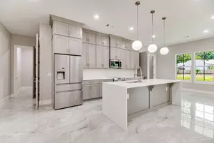 1512 Portside Dr, Gulf Breeze, FL 32563 - Photo 1