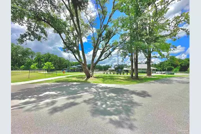 5497 Tucker Cir, Pace, FL 32571 - Photo 33