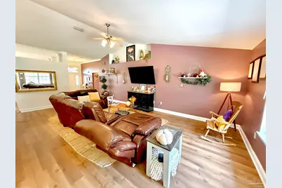 5497 Tucker Cir, Pace, FL 32571 - Photo 7