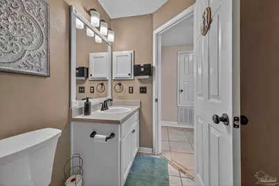 2379 Edgewood Dr, Navarre, FL 32566 - Photo 43