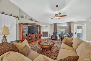 2379 Edgewood Dr, Navarre, FL 32566 - Photo 15