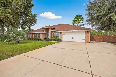 2379 Edgewood Dr, Navarre, FL 32566 - Photo 5