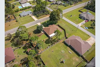 2379 Edgewood Dr, Navarre, FL 32566 - Photo 55