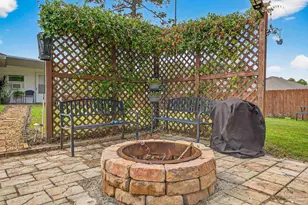 2379 Edgewood Dr, Navarre, FL 32566 - Photo 53