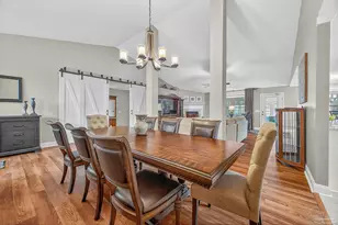 2379 Edgewood Dr, Navarre, FL 32566 - Photo 9