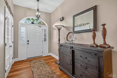 2379 Edgewood Dr, Navarre, FL 32566 - Photo 7