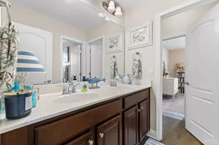 7986 Majestic Cypress Dr, Milton, FL 32583 - Photo 11