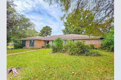 6982 Lake Joanne Dr, Pensacola, FL 32506 - Photo 1