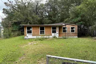 6158 Syrcle Ave, Milton, FL 32570 - Photo 3