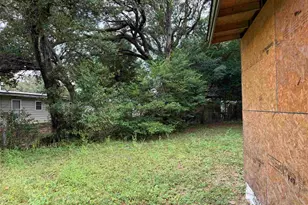 6158 Syrcle Ave, Milton, FL 32570 - Photo 15