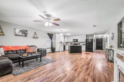 1827 Gainer Ave, Baker, FL 32531 - Photo 7