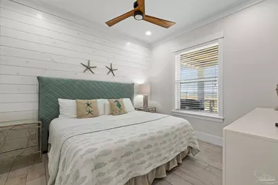 8074 Gulf Blvd, Navarre Beach, FL 32566 - Photo 29