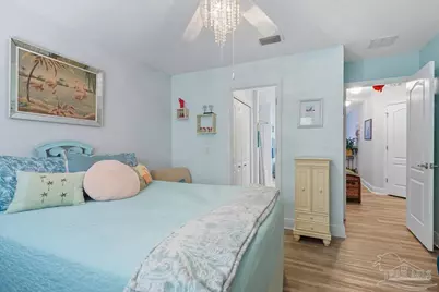 2212 Hadleigh Hills Ct, Navarre, FL 32566 - Photo 19