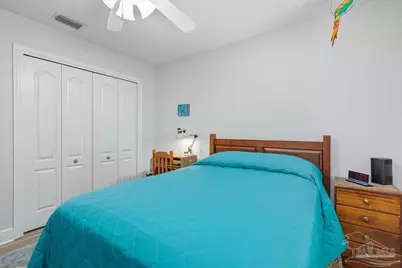 2212 Hadleigh Hills Ct, Navarre, FL 32566 - Photo 15