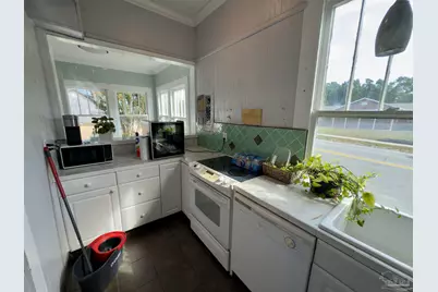 824 E La Rua St, Pensacola, FL 32501 - Photo 25