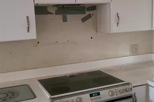 945 Rue De Palms, Niceville, FL 32578 - Photo 9