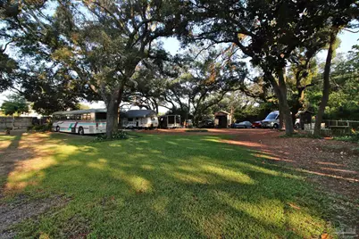 610 S Old Corry Field Rd, Pensacola, FL 32507 - Photo 41