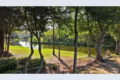 610 S Old Corry Field Rd, Pensacola, FL 32507 - Photo 33