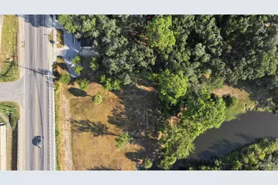 610 S Old Corry Field Rd, Pensacola, FL 32507 - Photo 9