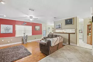 3781 Nobles St, Pensacola, FL 32514 - Photo 9