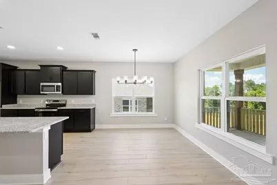 7727 Piper Cir, Milton, FL 32583 - Photo 7