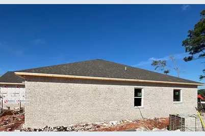 7727 Piper Cir, Milton, FL 32583 - Photo 3