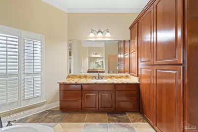 1011 Bucyrus Ln, Cantonment, FL 32533 - Photo 25