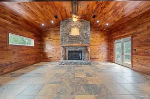 1011 Bucyrus Ln, Cantonment, FL 32533 - Photo 31