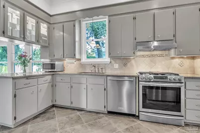 1305 N 15th Ave, Pensacola, FL 32503 - Photo 25