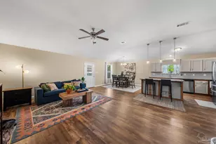 2423 Raider Ln, Navarre, FL 32566 - Photo 7