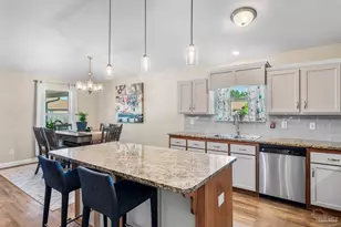 2423 Raider Ln, Navarre, FL 32566 - Photo 9