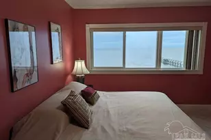 825 Bayshore Dr, Pensacola, FL 32507 - Photo 9