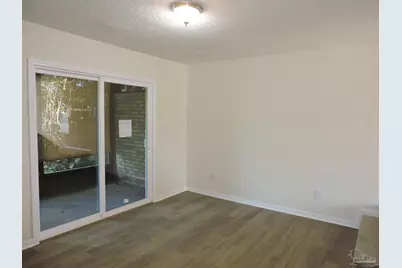 728 N Fairfield Dr, Pensacola, FL 32506 - Photo 7