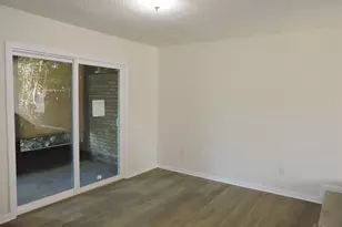 728 N Fairfield Dr, Pensacola, FL 32506 - Photo 7