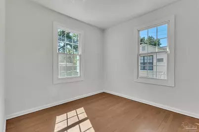 811 W Jordan St, Pensacola, FL 32501 - Photo 11