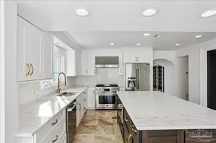 1 Port Royal Way, Pensacola, FL 32502 - Photo 9