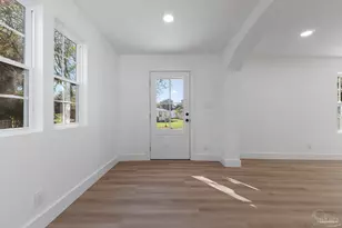 214 SE Kalash Rd, Pensacola, FL 32507 - Photo 7