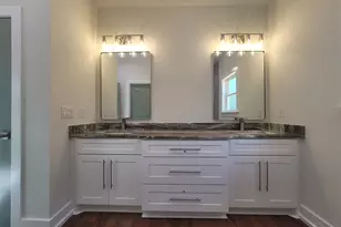 8401 Segura St, Navarre, FL 32566 - Photo 9