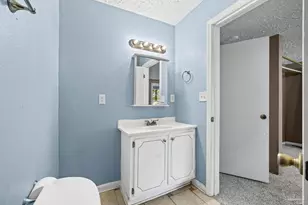 600 W Hannah St, Pensacola, FL 32534 - Photo 47