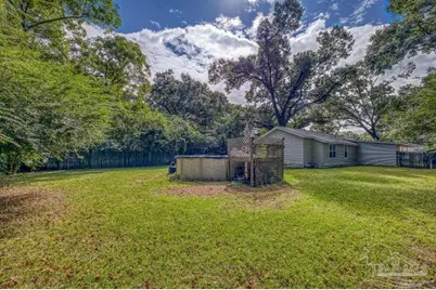 600 W Hannah St, Pensacola, FL 32534 - Photo 23