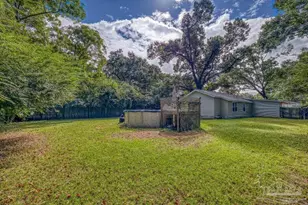 600 W Hannah St, Pensacola, FL 32534 - Photo 23